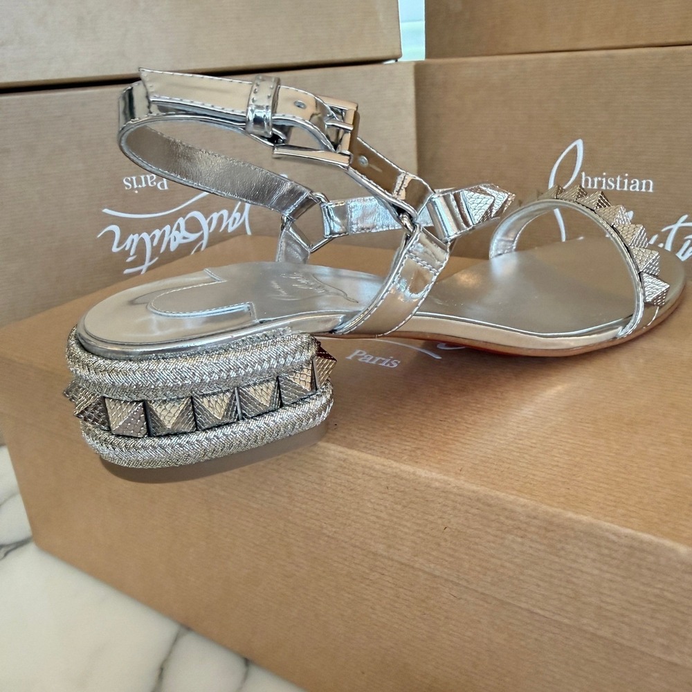 Christian Louboutin Women's Pyrasand 30 studded mirrored leather sandals EU 37.5 - Picture 11 of 16